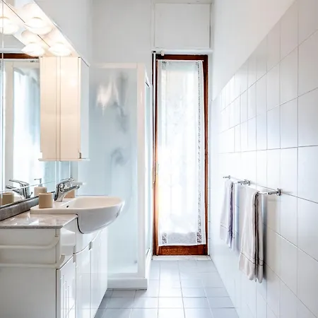 Easy Castello Apartment Florenz